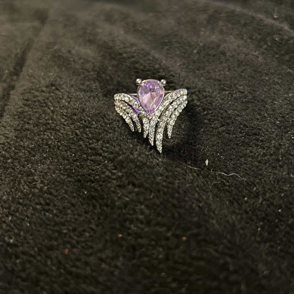 Ring - Picture 5 of 5